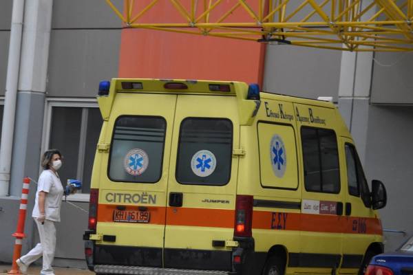 Επίθεση με τσεκούρι στη ΔΟΥ Κοζάνης: Τέσσερις τραυματίες - Σε σοβαρή κατάσταση ο ένας