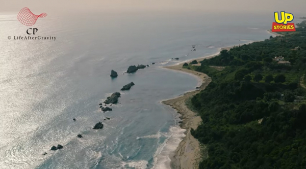 Αρτολίθια: Η εκπληκτική παραλία της Ηπείρου με τους φυσικούς κυματοθραύστες που είναι πάντα «λάδι»  
