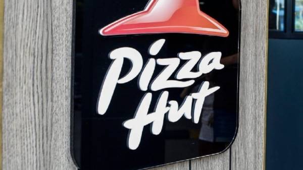 Pizza Hut: Φεύγει από την Ελλάδα, κλείνουν όλα τα καταστήματα σήμερα