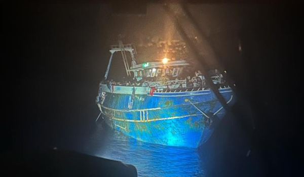 Ναυάγιο στην Πύλο: Νέα φωτογραφία από το σκάφος του θανάτου λίγο πριν βυθιστεί