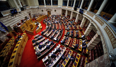 Πρόταση δυσπιστίας: LIVE η συζήτηση στη Βουλή