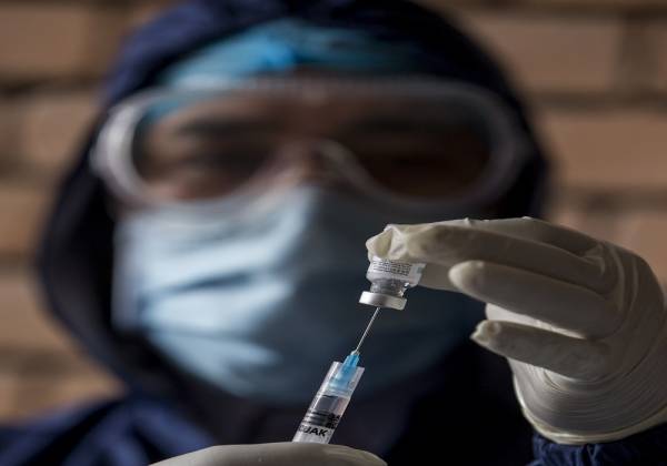 Κορονοϊός: Πυρετός ερευνών με περισσότερα από 90 διαφορετικά εμβόλια υπό διερεύνηση