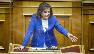 Μπακογιάννη: «Αναμφισβήτητα ρίσκο» η απόφαση Μητσοτάκη να μην αλλάξει τον εκλογικό νόμο