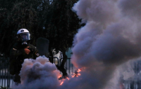 Θεσσαλονίκη: Επεισόδια στην αντιφασιστική πορεία - Προσαγωγές από την ΕΛ.ΑΣ