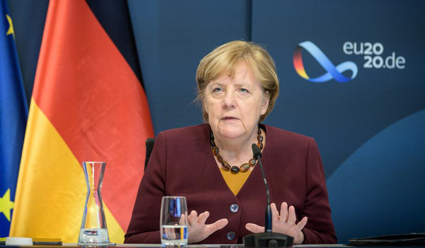 Γερμανικός Τύπος: Στο «στόχαστρο» η Μέρκελ - «Τα δάνεια προς την Ελλάδα δεν ήταν βοήθεια»