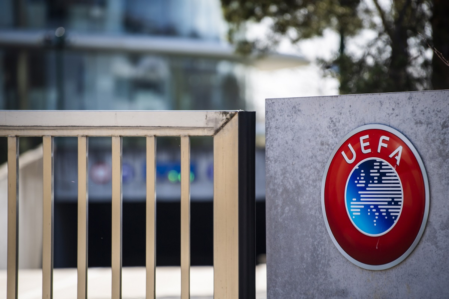 Πήραν θέση οι Μπάγερν Μονάχου και Μάντσεστερ Γιουνάιτεντ: «Είμαστε αφοσιωμένοι στην UEFA»