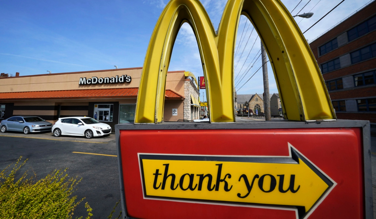 ΗΠΑ: Κατάστημα McDonald's κατηγορείται ότι έβαζε δύο 10χρονα να εργάζονται χωρίς αμοιβή μέχρι τα ξημερώματα
