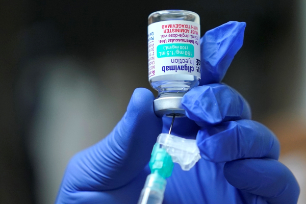 Παραδοχή AstraZeneca για επικίνδυνες θρομβώσεις από το εμβόλιο Covid - Ανοίγει ο δρόμος για μαζικές αγωγές