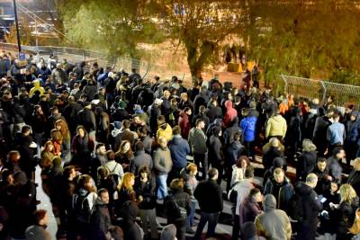 Κλειστά κέντρα κράτησης: Επεισόδια σε Χίο και Λέσβο, αυξάνονται οι αστυνομικές δυνάμεις