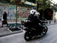 Θεσσαλονίκη: Η αστυνομία «μάζεψε» όσους έκαναν βόλτα την Νέα Παραλία