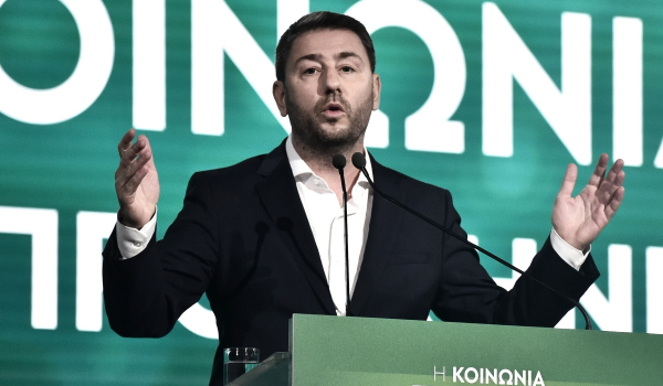 Ανδρουλάκης: Να αγωνιστούμε χωρίς να βλέπουμε το ταβάνι των δημοσκοπήσεων