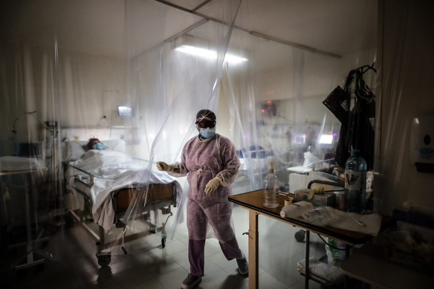 Αργεντινή: Ασφυκτιούν τα νοσοκομεία - Εκκλήσεις των γιατρών