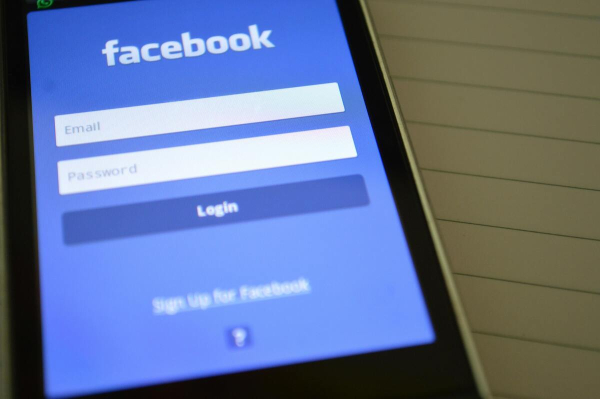 Πρόβλημα σε Facebook, Messenger, Instagram - Τι έπεσε