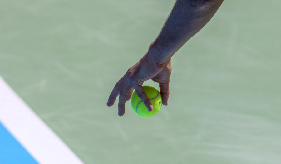 Προπονητής τένις: Ο 35χρονος που κατηγορείται για ασέλγεια συνόδευε τις αθλήτριες σε διεθνή τουρνουά
