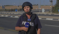 Προειδοποιητική σφαίρα Ισραηλινών στο συνεργείο της ΕΡΤ έξω από τη Γάζα