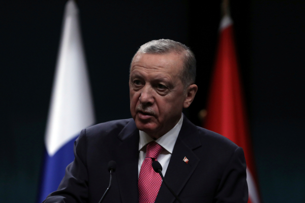 Τουρκία: Ο Ερντογάν υπόσχεται προεκλογικά να μειώσει τον πληθωρισμό