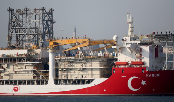Εισβολή στην Ουκρανία: Τουρκικό πλοίο χτυπήθηκε από οβίδα στην Οδησσό