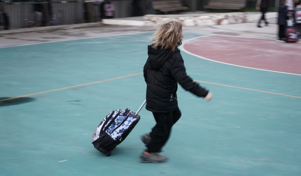 Σοκ στη Θεσσαλονίκη: 8χρονος ακρωτηριάστηκε στο χέρι μέσα στο σχολείο