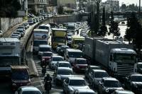 Κηφισός: Κυκλοφοριακό κομφούζιο λόγω τροχαίου στην Αχαρνών