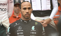 Ρατσιστικό σχόλιο από παλαίμαχο πιλότο της F1 προς τον Λιούις Χάμιλτον – Άμεση αντίδραση από την FIA