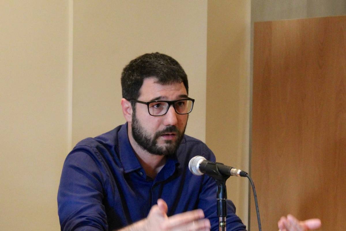 Ηλιόπουλος: Η κυβέρνηση Μητσοτάκη μετατρέπει την υγειονομική κρίση σε κρίση Δημοκρατίας