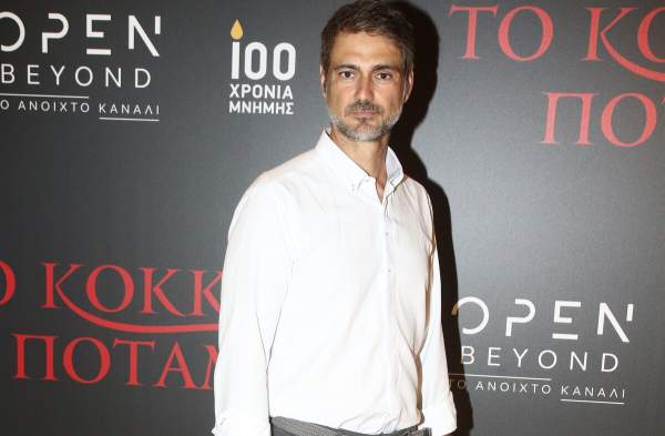 Δημήτρης Τοπαλίδης: Όσα αναφέρει ο ηθοποιός από το Μαύρο Ρόδο για τον ξυλοδαρμό του στη Νέα Σμύρνη