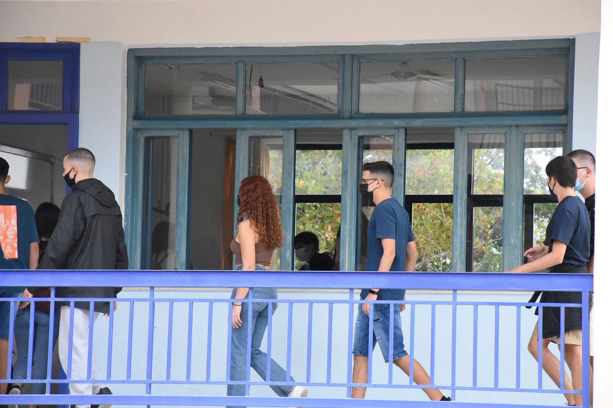 Σχολεία: Νέα εγκύκλιος του Υπουργείου Παιδείας «σβήνει» απουσίες μαθητών