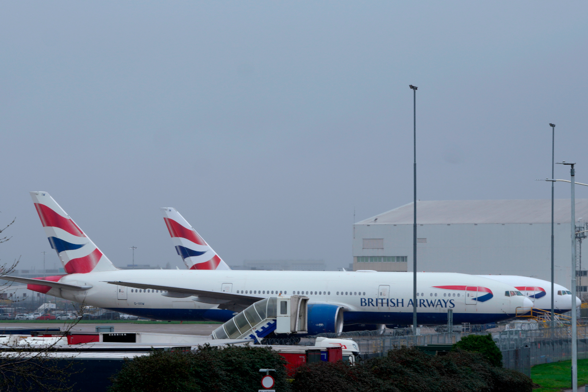 British Airways: Ακυρώθηκαν πάνω από 100 πτήσεις λόγω τεχνικού προβλήματος
