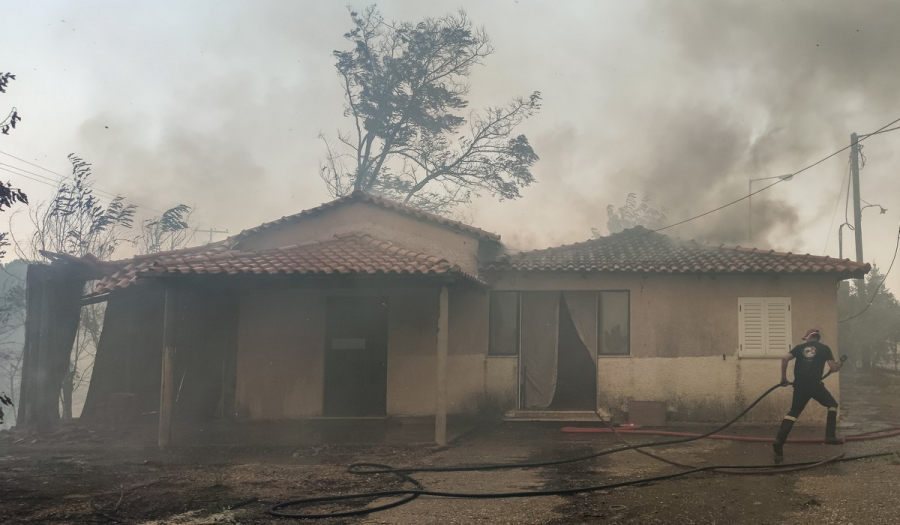 Φωτιά στην Ηλεία: Σε κατάσταση έκτακτης ανάγκης κηρύχθηκαν κοινότητες του Πύργου