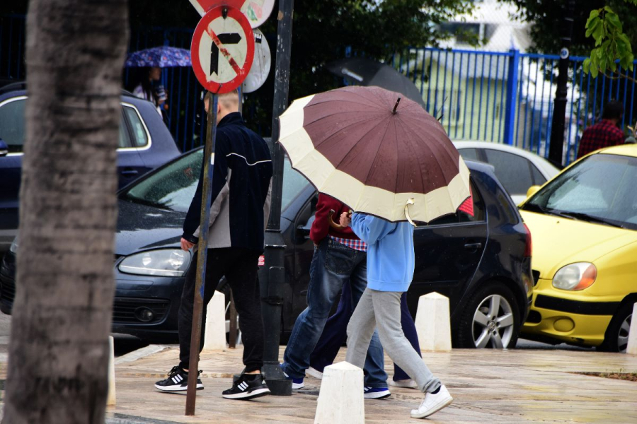Κλέαρχος Μαρουσάκης: Βροχές και 28άρια το Σαββατοκύριακο - Νέα κακοκαιρία από βδομάδα