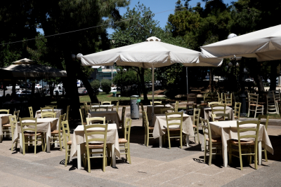 Θεσσαλονίκη: «Καμπάνες» σε ταβέρνα και καφέ-μπαρ για καθήμενους και μουσική