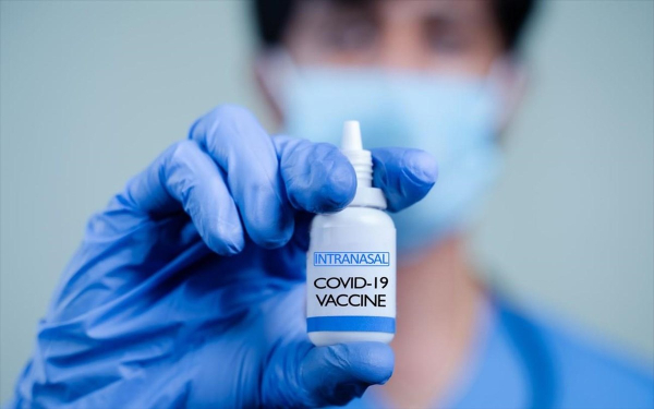 Κίνα: Στη Σαγκάη ξεκίνησε η χορήγηση αναμνηστικών δόσεων με εισπνεόμενα εμβόλια