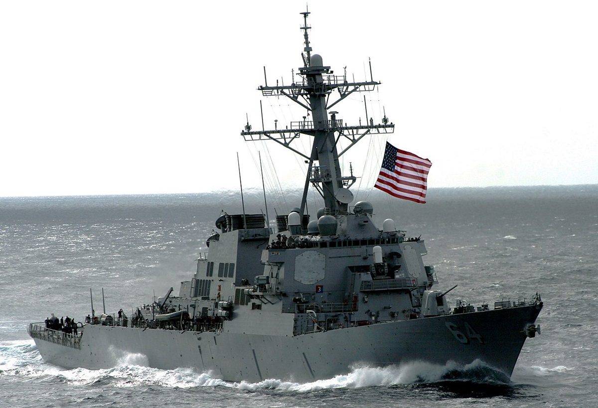 ΗΠΑ: Αμερικανικό πολεμικό πλοίο κατέρριψε μη επανδρωμένο αεροσκάφος στην Ερυθρά