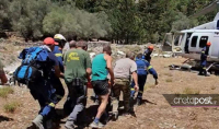 Φαράγγι Σαμαριάς: «Έχει χάσει πολύ αίμα» - Δίνει μάχη για τη ζωή του ο τουρίστας που ακρωτηριάστηκε