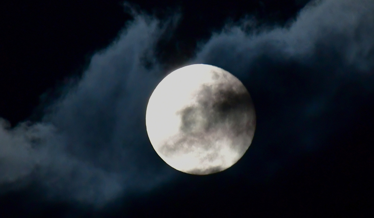Πανσέληνος Νοεμβρίου 23: Εντυπωσιακές εικόνες από το «Φεγγάρι του Κάστορα»