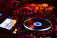 Τραγωδία στη Θεσσαλονίκη: Νεκρός DJ από ηλεκτροπληξία σε γνωστό μπαρ