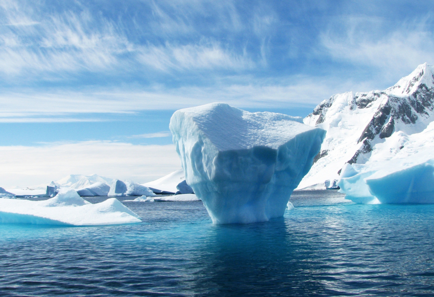 Για “κλιματικό χάος” μιλούν οι επιστήμονες από το λιώσιμο των πάγων
