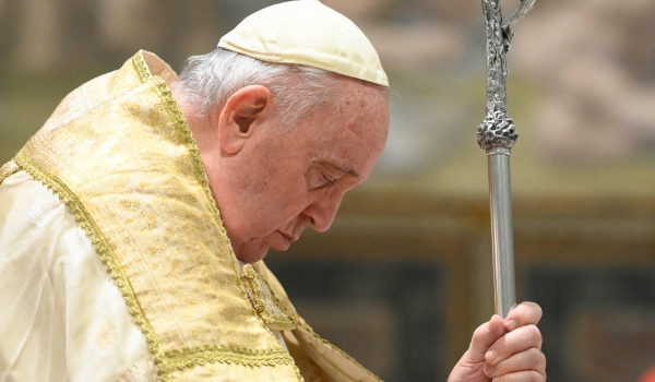 Σε εξέλιξη «επιχείρηση παραίτησης» του πάπα Φραγκίσκου