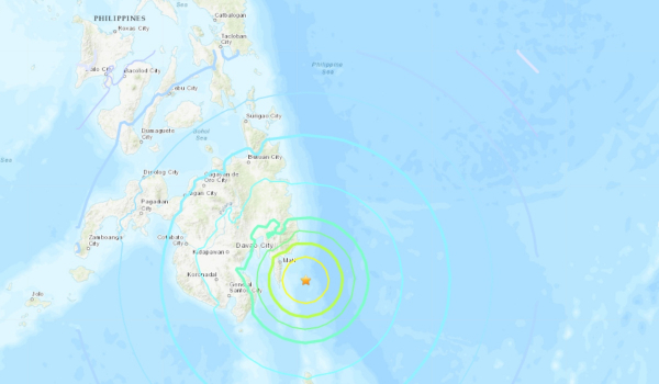 Φιλιππίνες: Ισχυρός σεισμός 7.2 Ρίχτερ - Προειδοποίηση για τσουνάμι