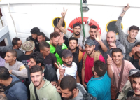 Μεγάλη επιχείρηση έρευνας - διάσωσης μεταναστών στην Πύλο (φωτογραφίες)