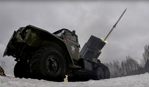 Ανατολική Ουκρανία: Ρώσοι χρησιμοποιούν πυρομαχικά φωσφόρου λέει τοπικός κυβερνήτης