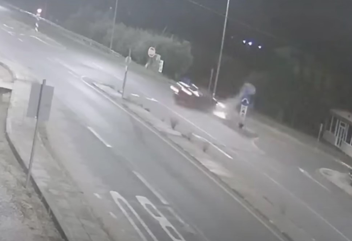 Βίντεο από σοκαριστικό τροχαίο στην Αμφιλοχία – Επιβάτης εκτοξεύτηκε από το παράθυρο