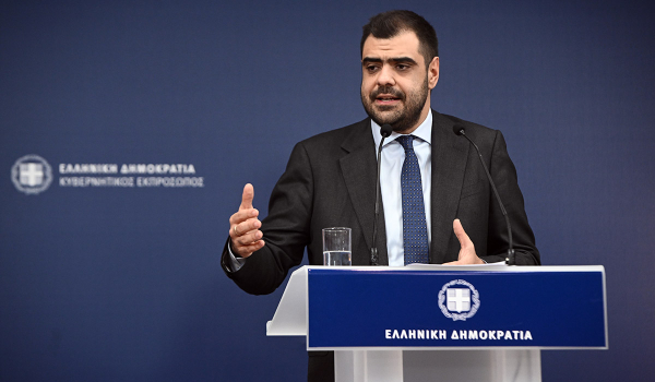 Επιμένει ο Μαρινάκης για τις «πολιτικές βδέλλες»: Ήταν επιεικής ο χαρακτηρισμός