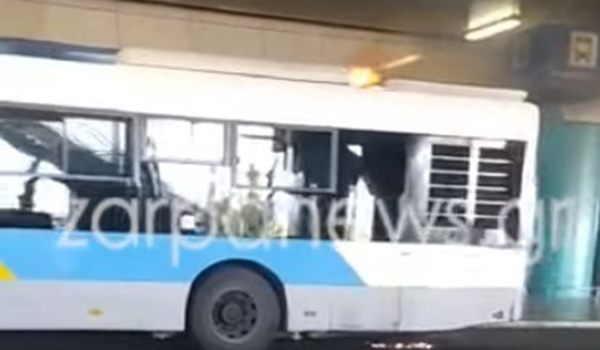 Ελ. Βενιζέλος: Έπιασε φωτιά λεωφορείο του ΟΑΣΑ