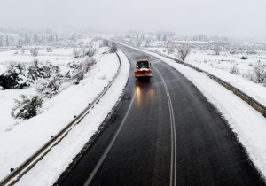 Μήδεια: Χιονίζει στη Βόρεια Ελλάδα - Πού χρειάζονται αλυσίδες