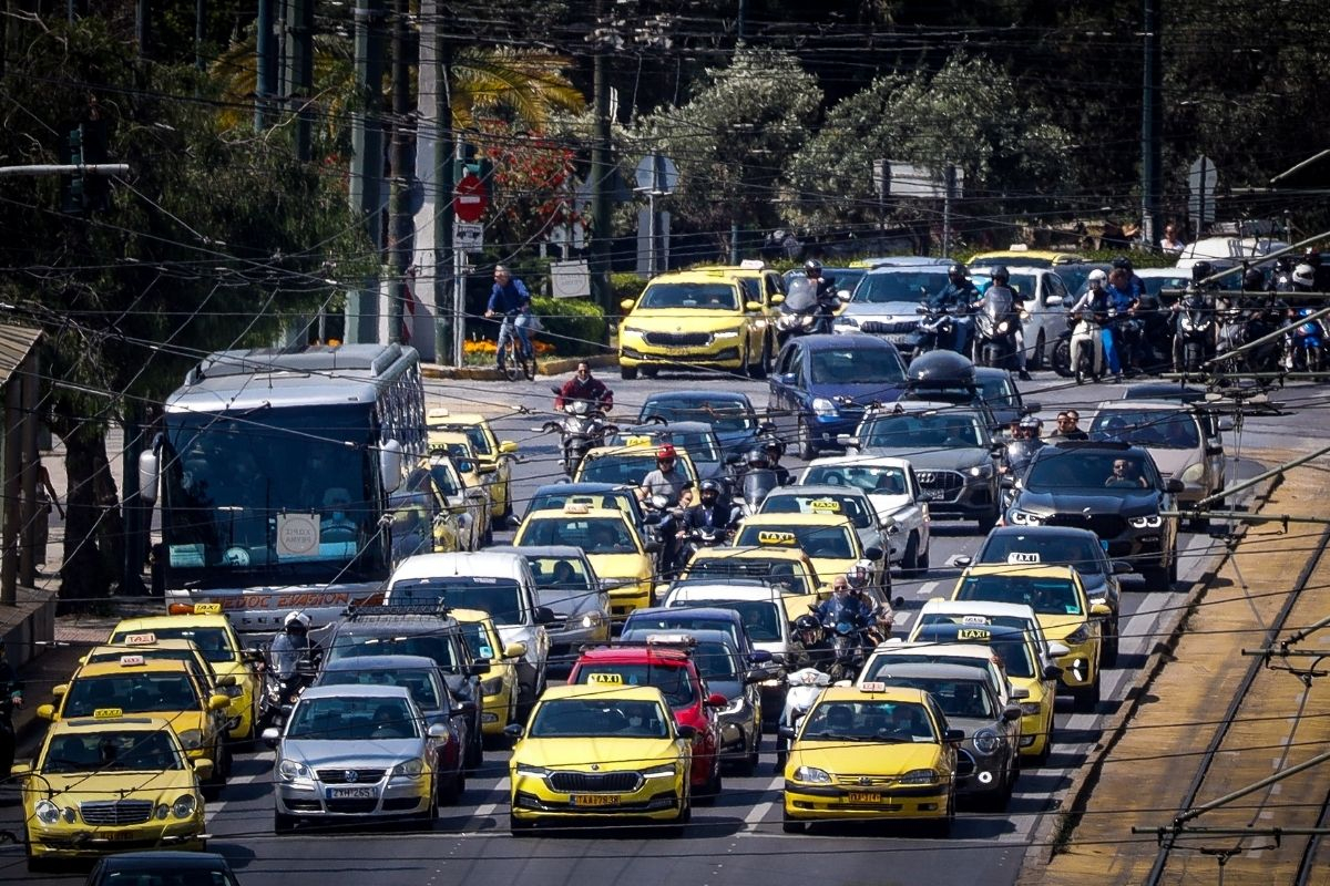 Πού οφείλεται το κυκλοφοριακό πρόβλημα στην Αθήνα - Το σχέδιο για το μποτιλιάρισμα