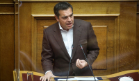 Τσίπρας: «Κεφαλικός φόρος» η ρήτρα αναπροσαρμογής - Στη Βουλή η τροπολογία του ΣΥΡΙΖΑ
