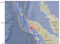 Ισχυρός σεισμός τώρα 6,1 ρίχτερ στην Ινδονησία