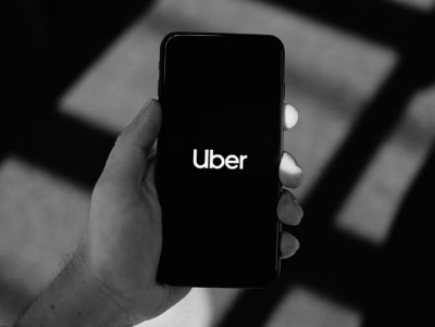 Σκάνδαλο Uber: Η εμπλοκή Μακρόν και το παγκόσμιο λόμπι με «κολλητούς» του Ομπάμα