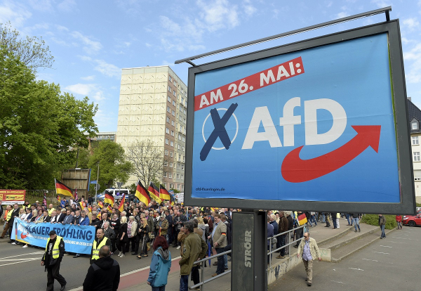 Γερμανία: Ανησυχητική άνοδος της ΑfD - Μόλις 4,5% πίσω από το πρώτο CDU